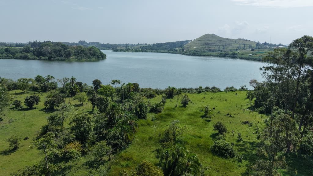 2.5 Acres of Exquisite Lakeshore Land on Sale in Fort Portal Tourism City