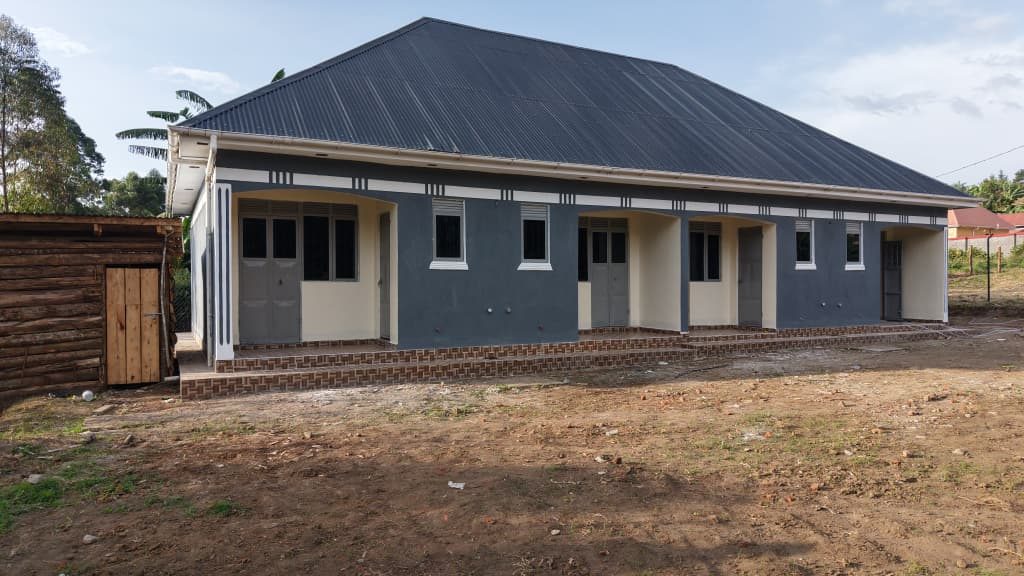 4 UNITS AVAILABLE FOR RENT